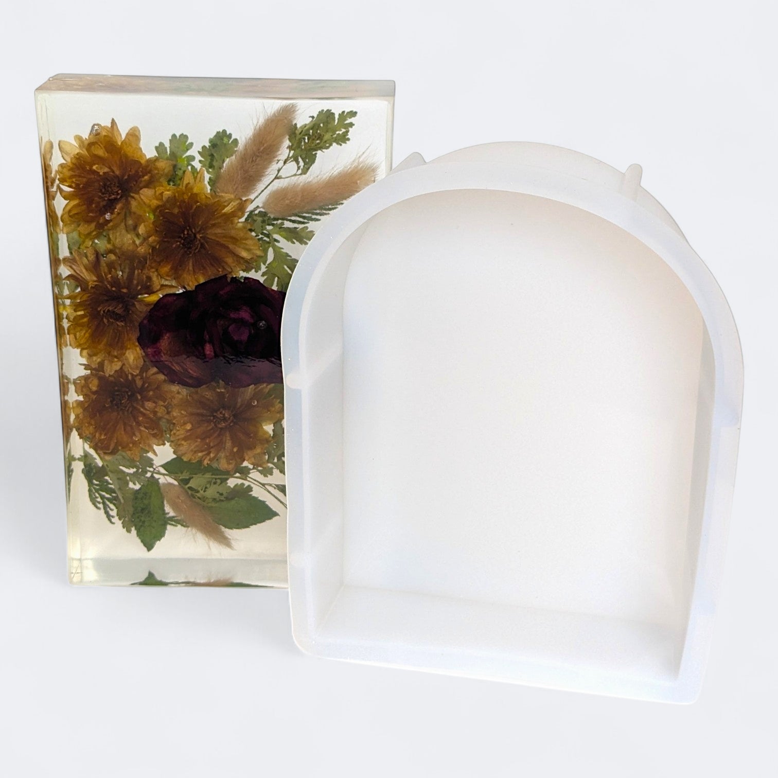 Medium Decorative Arch Resin Flower Preservation